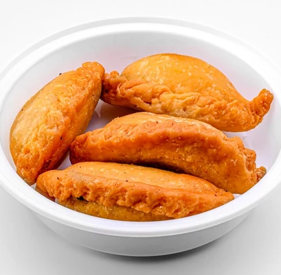 Golden Filipino empanadas